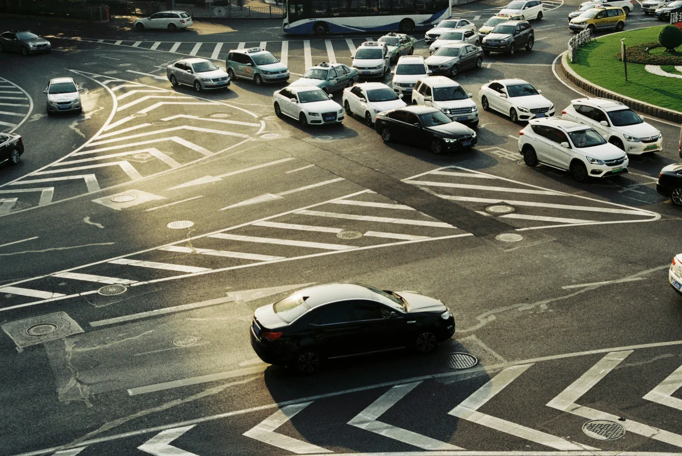 Urban intersection traffic used to define ADAS operational conditions
